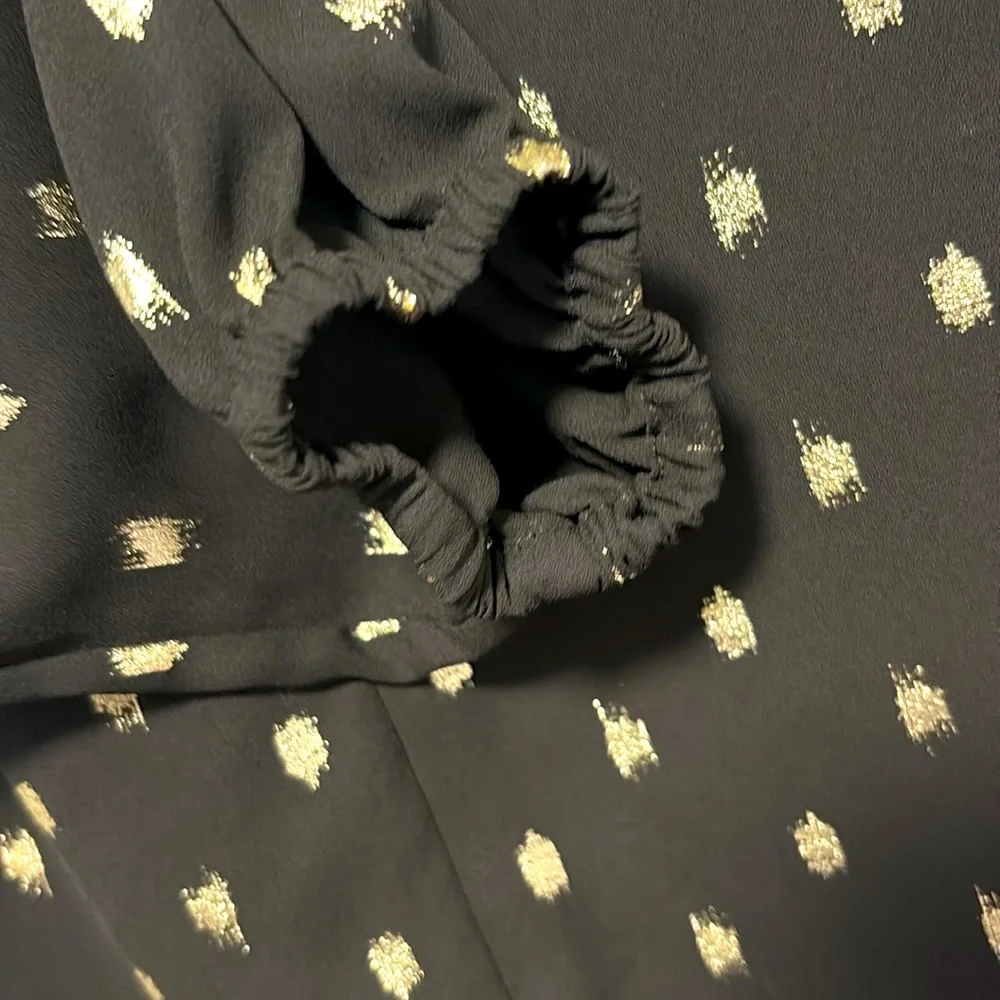 EUC [Ted Baker] Naiomy Black/Silver Flecked Wrap Printed Blouse Top Womens Sz 2 - Picture 6 of 11